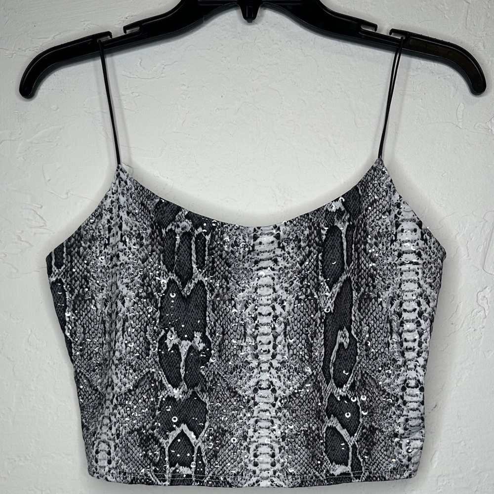 Windsor Snake Print‎ Crop Top - Black and White